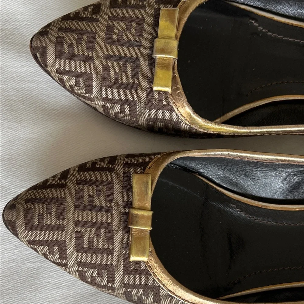 Fendi Brown Monogram Pointed-Toe Flats with Gold Bow Trim - Picture 3 of 7
